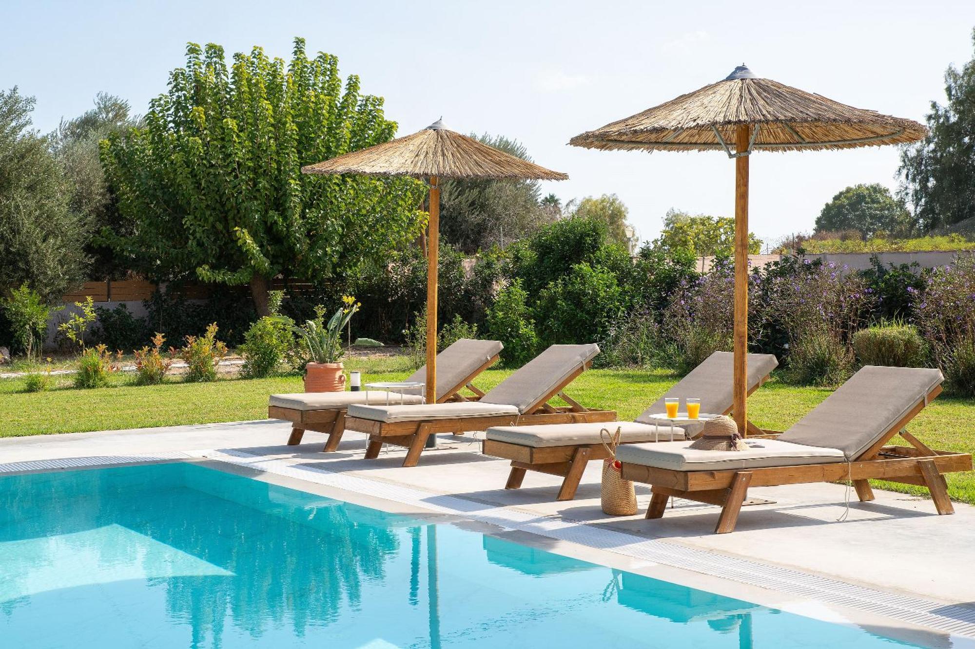 Ethria Pool Villa With Heated Jacuzzi Афанту Экстерьер фото